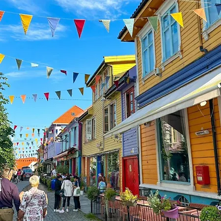 Modern & Ставангер